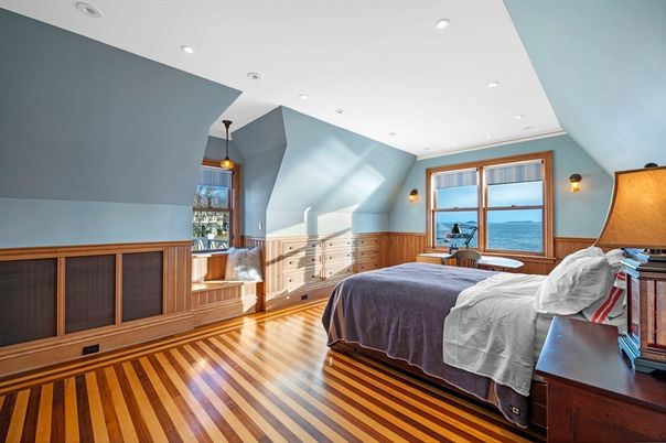 Bedroom, Interior, Pendant Lights, Recessed Lighting, Water, Wood Texture Flooring