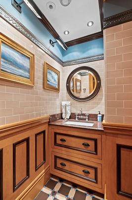Bathroom, Interior, Recessed Lighting