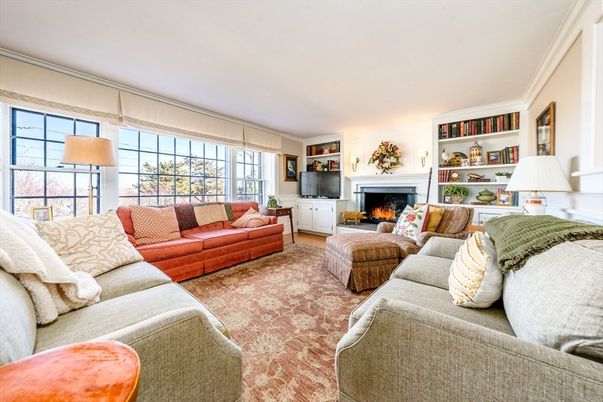 Fireplace, Interior, Living room