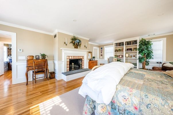 Bedroom, Fireplace, Interior, Wood Texture Flooring