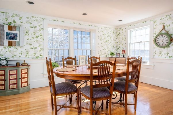 Dining room, Interior, Recessed Lighting, Wood Texture Flooring