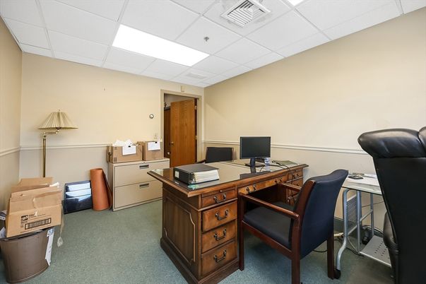 Home Office, Interior