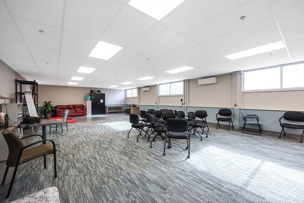 Fitness Equipment, Interior, Recessed Lighting