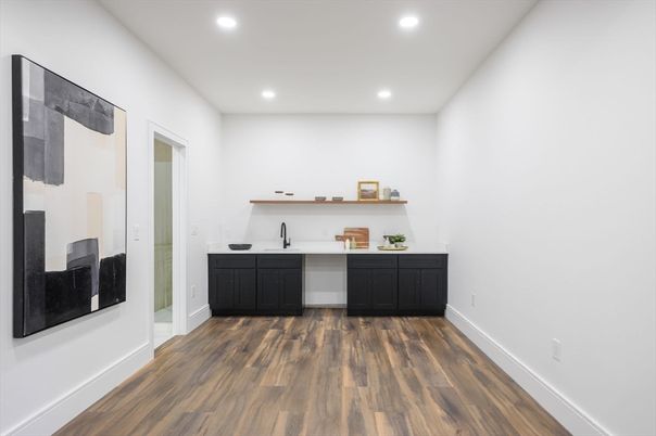 Interior, Recessed Lighting, Wood Texture Flooring