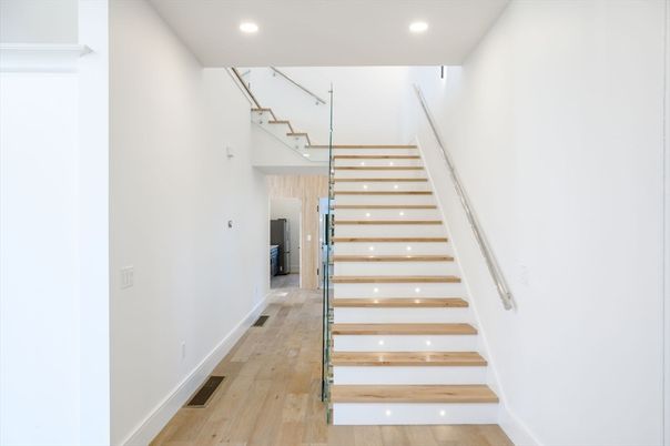 Interior, Recessed Lighting, Wood Texture Flooring