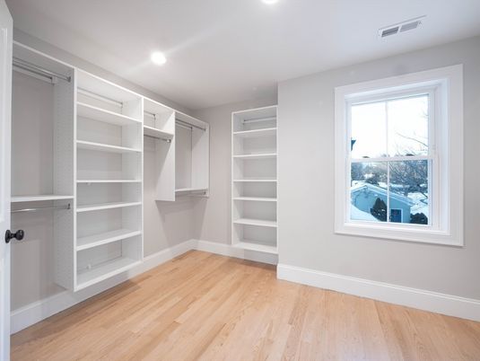 Interior, Recessed Lighting, Walk-in Closets, Wood Texture Flooring