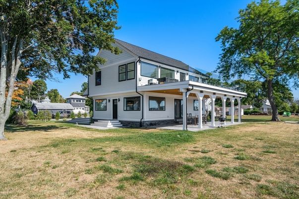 Backyard, Exterior, Facade, Farmhouse