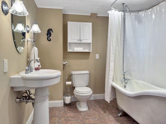 Bathroom, Free Standing Baths, Interior