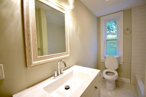Bathroom, Interior, Recessed Lighting