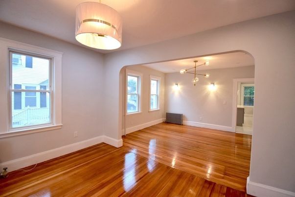Empty room, Interior, Pendant Lights, Wood Texture Flooring