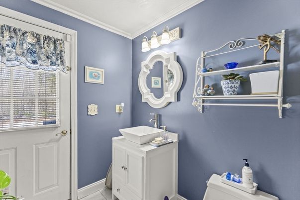 Bathroom, Interior