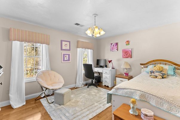 Bedroom, Home Office, Interior, Pendant Lights, Wood Texture Flooring