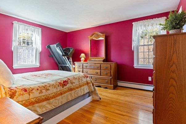 Bedroom, Fitness Equipment, Interior, Wood Texture Flooring
