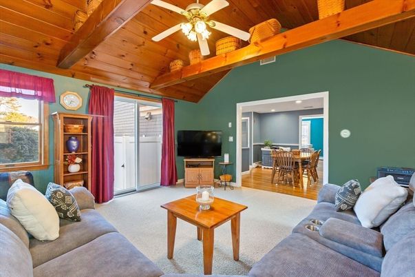 Dining room, Interior, Living room, Wooden Beams, Wooden Ceilings, Wood Texture Flooring