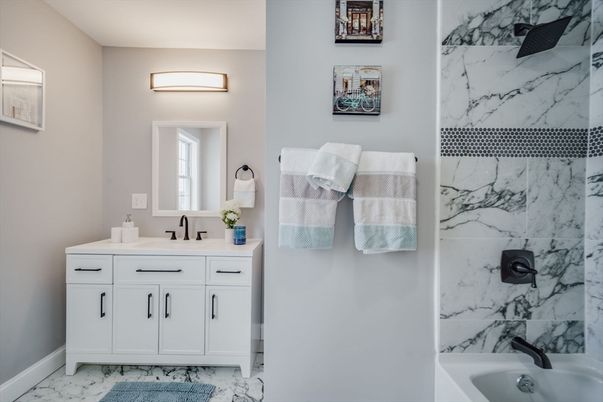 Bathroom, Interior, Marble, Marble Walls