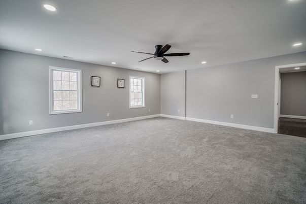 Empty room, Interior, Recessed Lighting