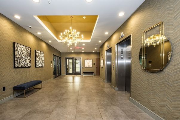 Chandelier, Elevator, Interior, Recessed Lighting