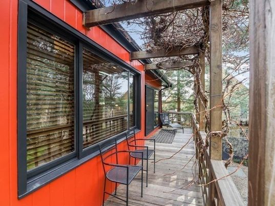 Exterior, Wood Texture Flooring
