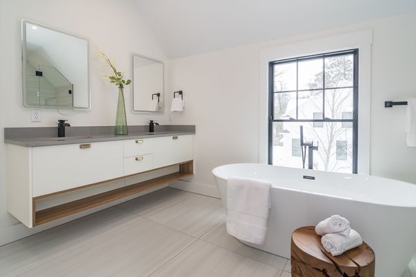 Bathroom, Dual Sink Vanities, Free Standing Baths, Interior
