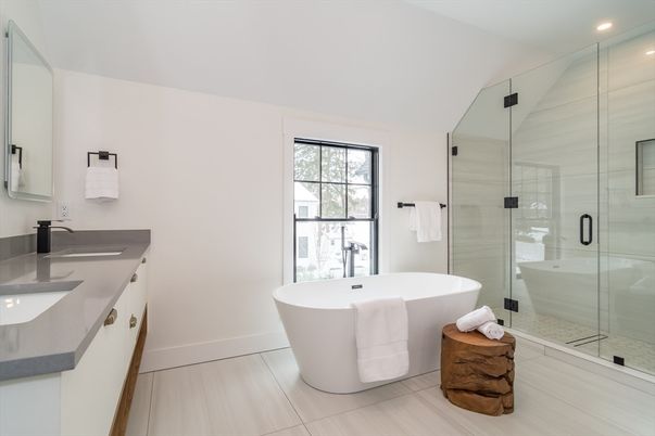 Bathroom, Dual Sink Vanities, Free Standing Baths, Glass Shower, Interior, Recessed Lighting