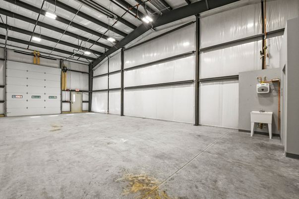 Garage, Interior