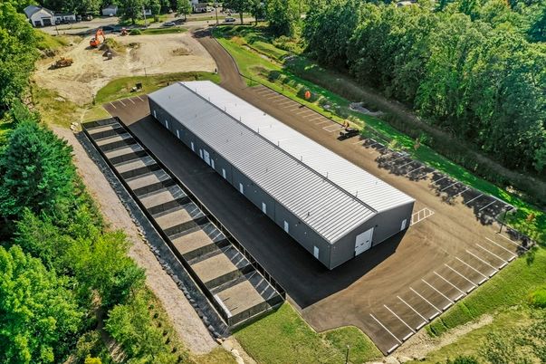 Exterior, Drone