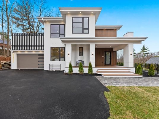 Attached, Exterior, Facade, Modern