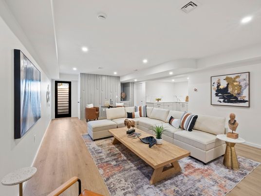 Interior, Living room, Recessed Lighting, Wood Texture Flooring