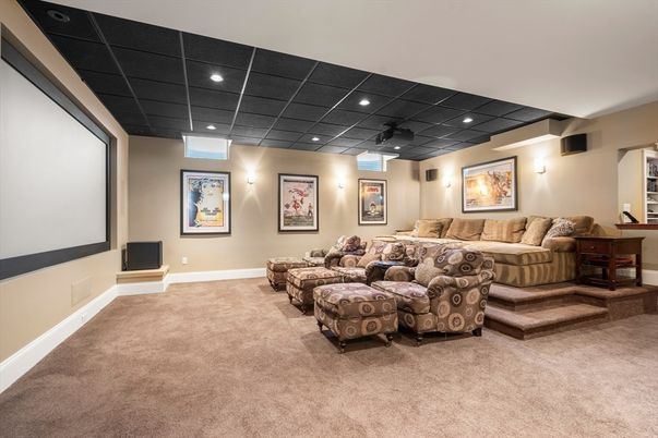 Interior, Projection Screen, Recessed Lighting, Theatre Room