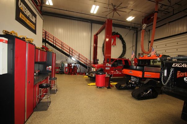 Garage, Interior