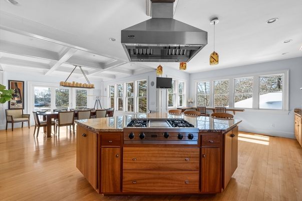 Dining room, Interior, Kitchen, Pendant Lights, Recessed Lighting, Stainless Steel Appliances, Wood Texture Flooring