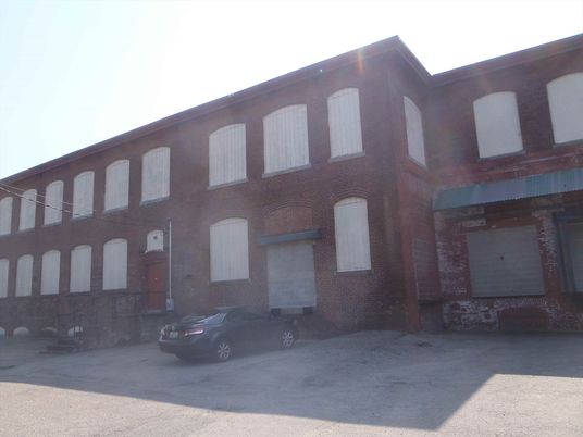 Exterior, Facade, Brick Facade, Rowhouse