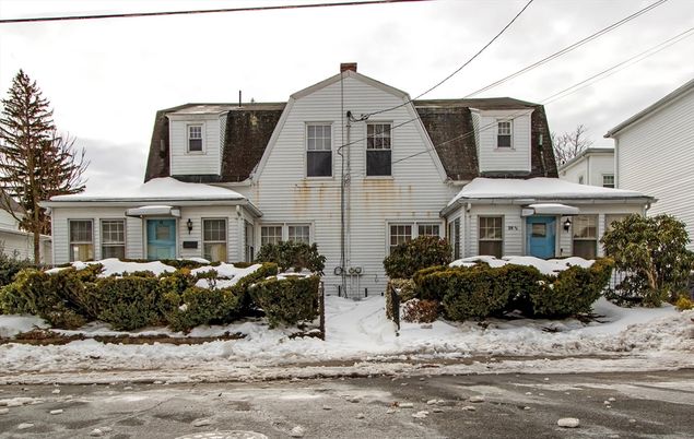Exterior, Facade, Cape Cod