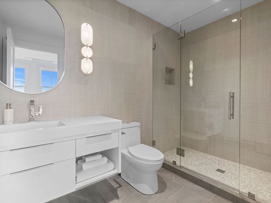 Bathroom, Glass Shower, Interior, Pendant Lights, Recessed Lighting