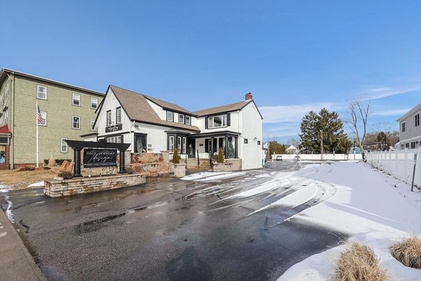 Exterior, Facade, Brick Facade, Farmhouse