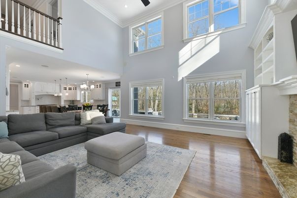 Dining room, Interior, Kitchen, Living room, Pendant Lights, Recessed Lighting, Wood Texture Flooring