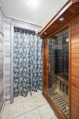 Interior, Recessed Lighting, Sauna Room