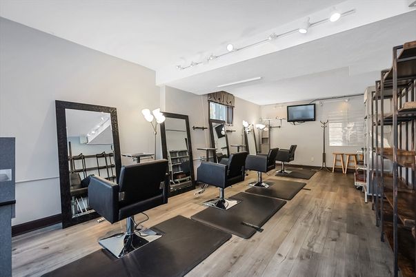 Fitness Equipment, Interior, Living room, Wood Texture Flooring