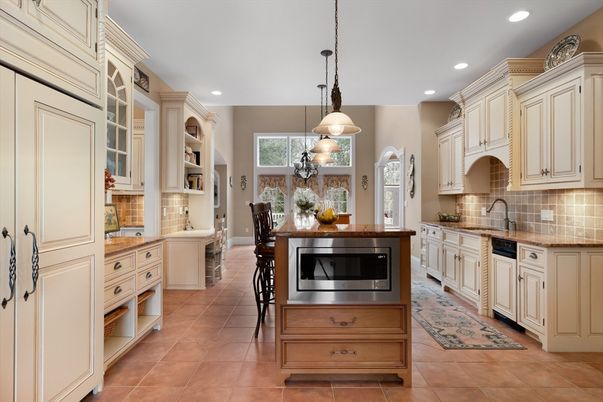 Interior, Kitchen, Pendant Lights, Recessed Lighting, Stainless Steel Appliances