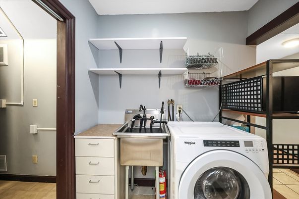 Interior, Washer
