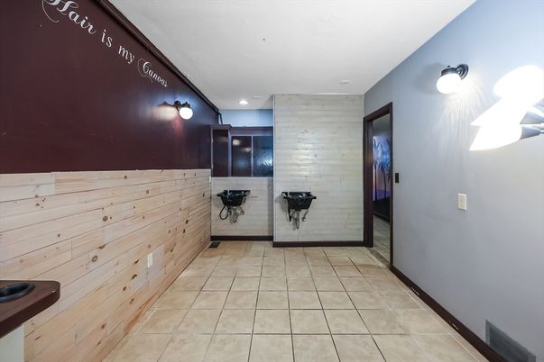 Interior, Recessed Lighting, Wooden Walls