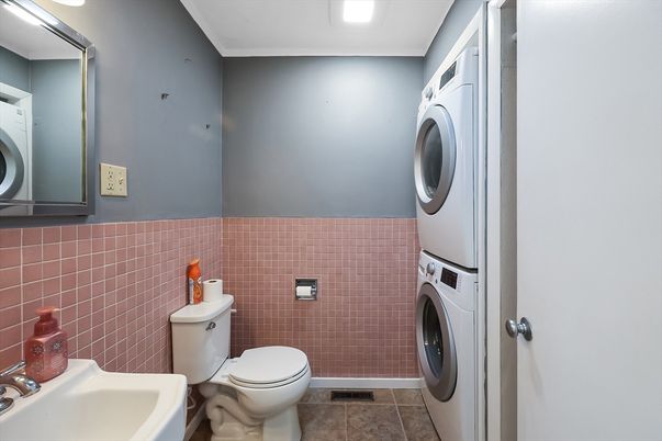 Bathroom, Interior, Recessed Lighting, Washer