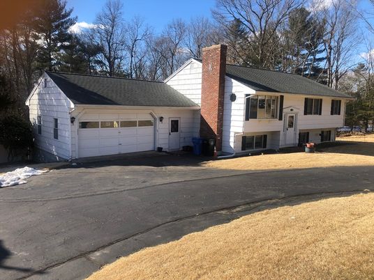 Attached, Detached Garage, Exterior, Facade, Cape Cod