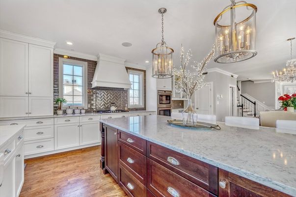 Chandelier, Interior, Kitchen, Pendant Lights, Recessed Lighting, Stainless Steel Appliances, Wood Texture Flooring