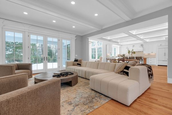 Dining room, Interior, Living room, Recessed Lighting, Wood Texture Flooring