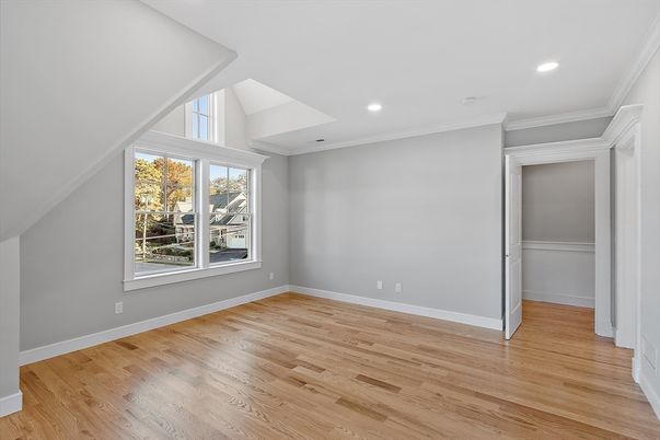 Empty room, Interior, Recessed Lighting, Wood Texture Flooring