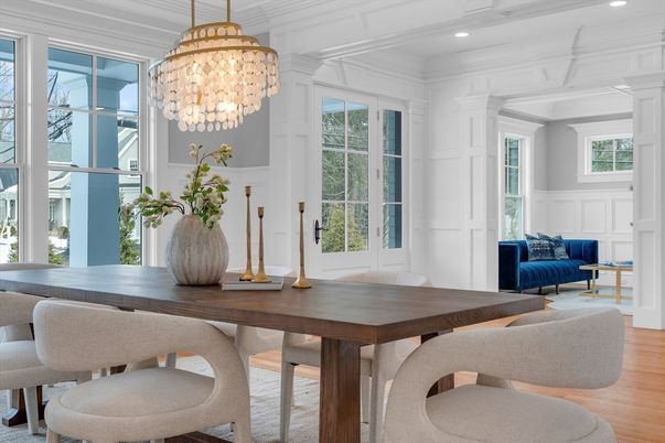 Chandelier, Dining room, Interior, Living room, Recessed Lighting, Wood Texture Flooring