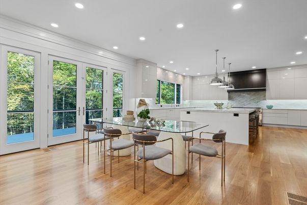 Dining room, Interior, Kitchen, Pendant Lights, Recessed Lighting, Stainless Steel Appliances, Wood Texture Flooring