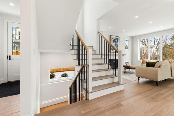Interior, Recessed Lighting, Wood Texture Flooring