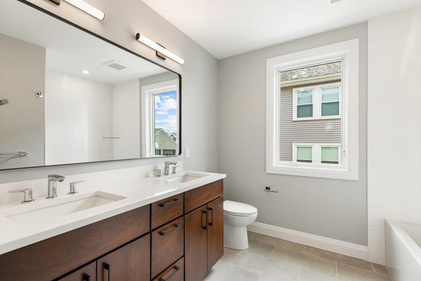 Bathroom, Dual Sink Vanities, Interior, Recessed Lighting